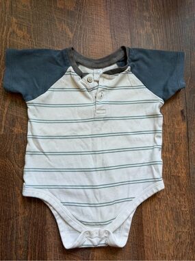 Colored Organics Short-Sleeve Striped Henley One-Piece in Cream and Blue-Gray